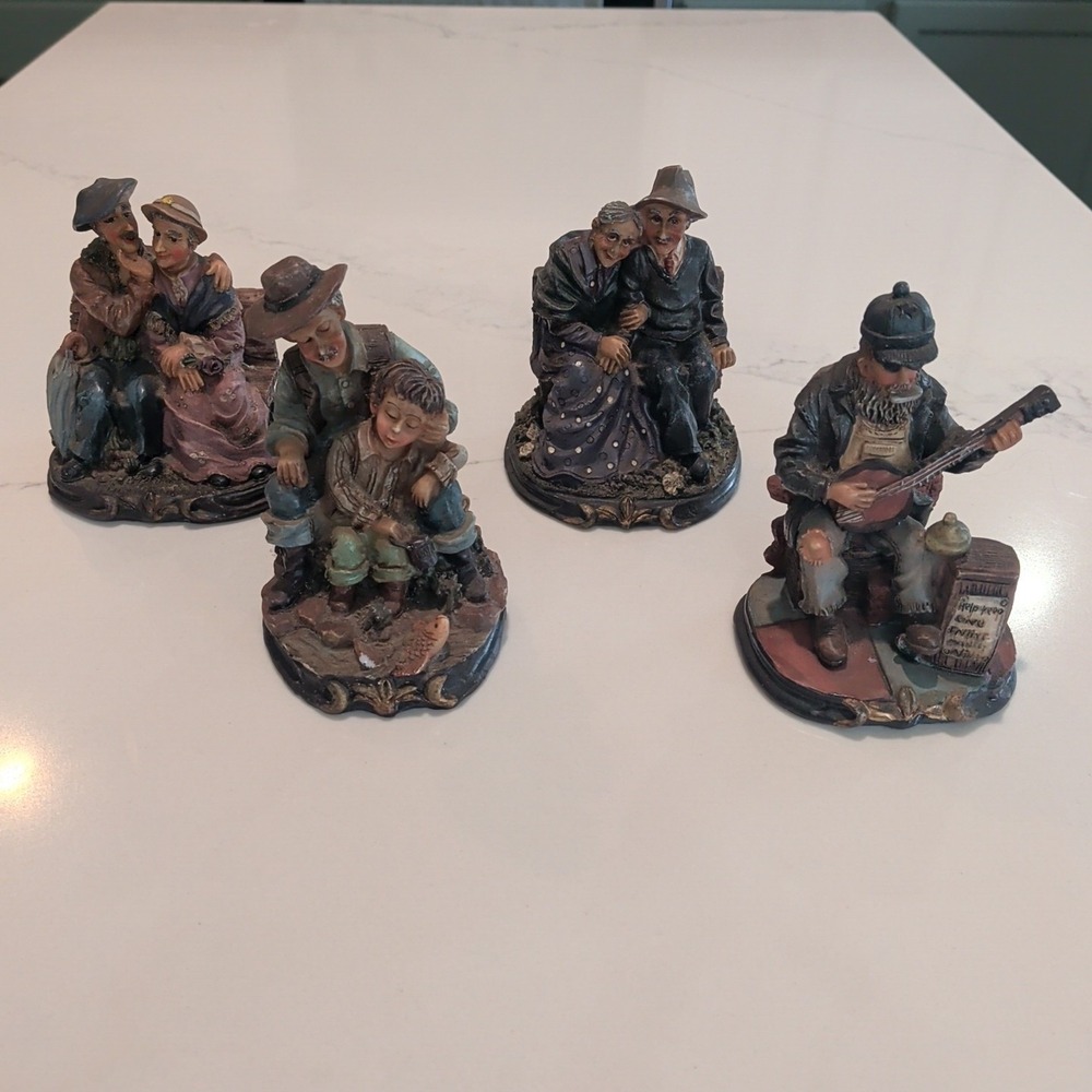 K's Collection Resin Figurines